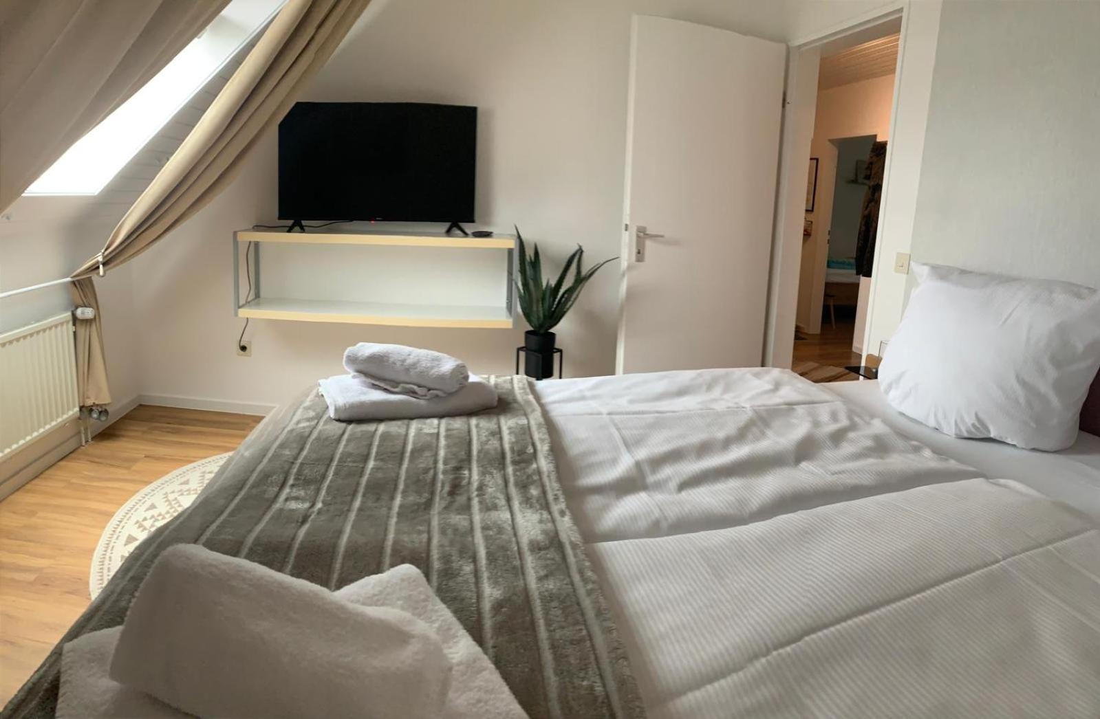 Anjas Appartement I Zentral I 81 Qm Stilvolle Geraeumige Wohnung I Parkplaetze Vorhanden Osnabrück Екстериор снимка